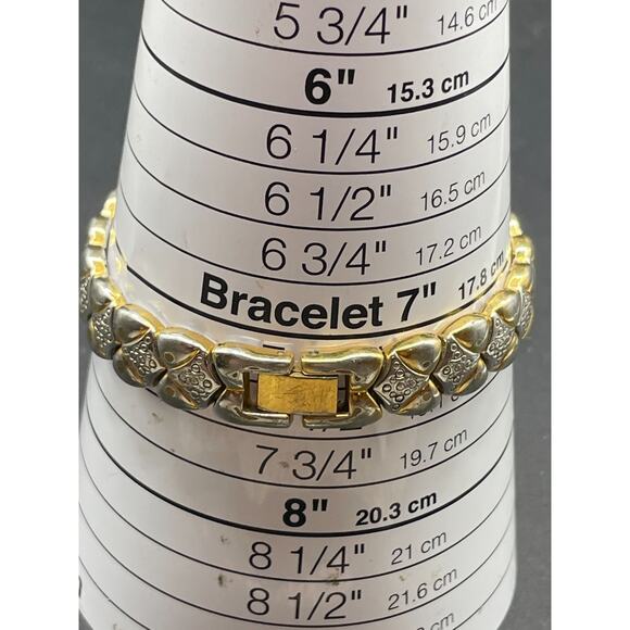 Vintage Caravelle By Bulova Two-Tone 19mm Quartz Women's Watch MOP Dial 7.25-7.5 - Picture 13 of 13